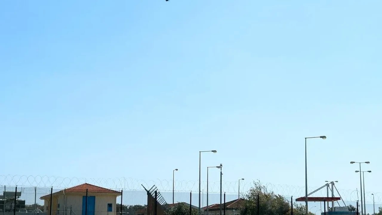 Ministre chypriote: le drone qui a frappé la base britannique venait du Liban