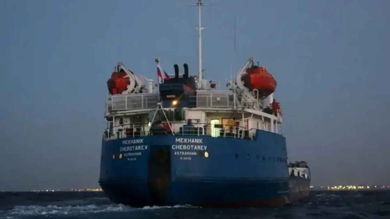 Un pétrolier russe s'approche de Cuba, défiant le blocus pétrolier américain