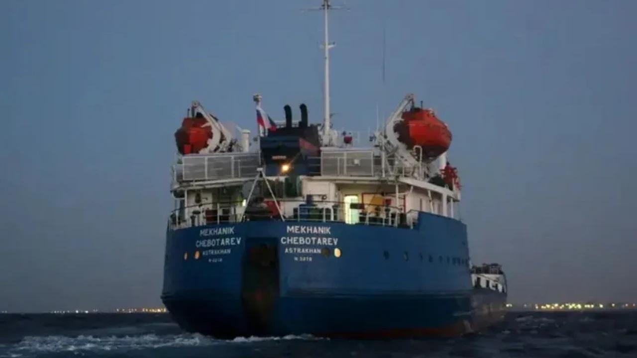 Un pétrolier russe s'approche de Cuba, défiant le blocus pétrolier américain