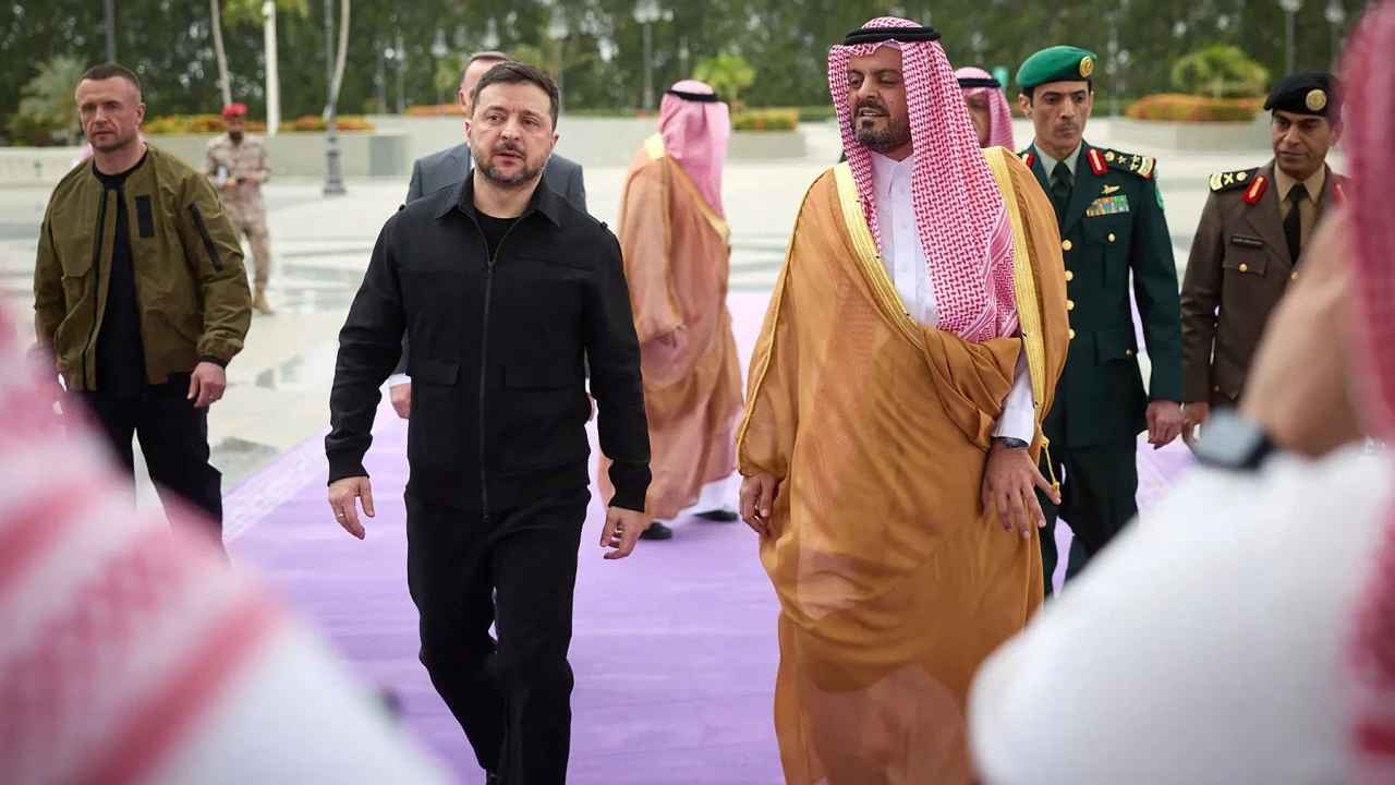 Zelensky «commerce» au Moyen-Orient : je vous apprends à stopper l'Iran, mais donnez‑moi des armes