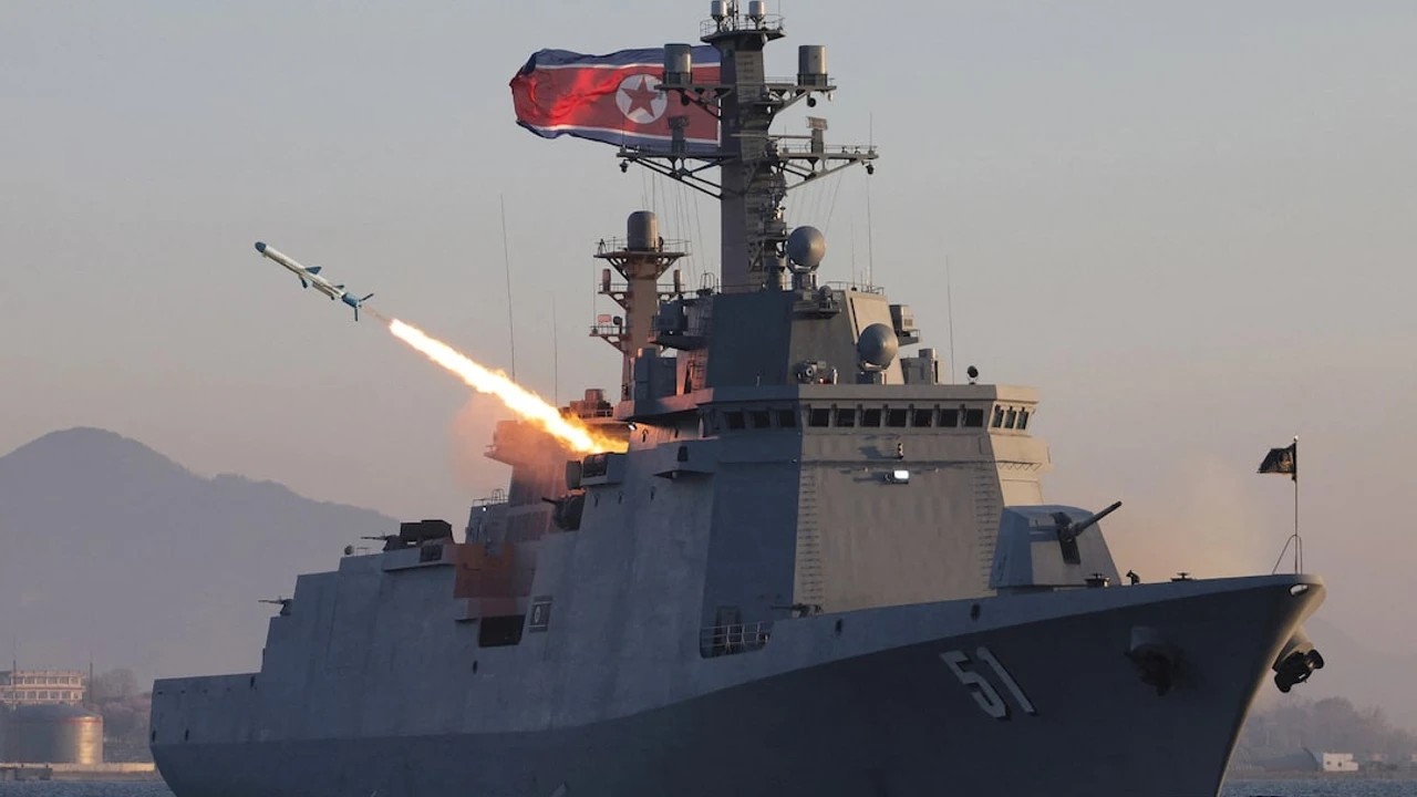 Corée du Nord teste missiles de croisière et anti-navires sur son nouveau destroyer