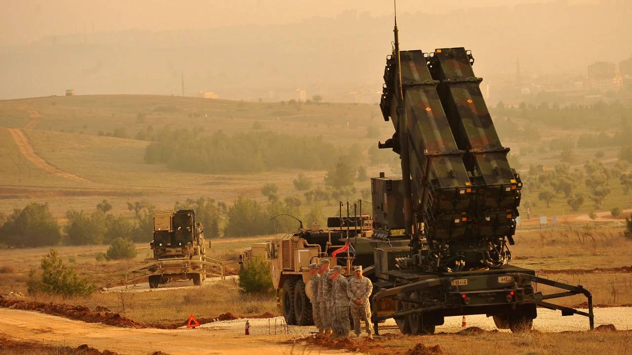 Guerre en Iran, 1 milliard $ par jour / NYT calcule le coût, réserves d'armes vidées