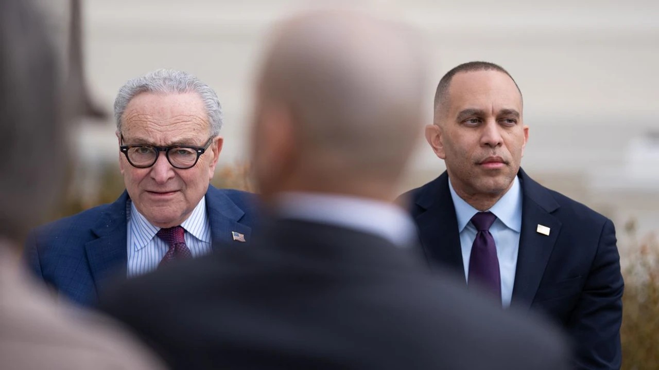 La guerre contre l'Iran divise les Américains, démocrates contre Trump : Freinons-le