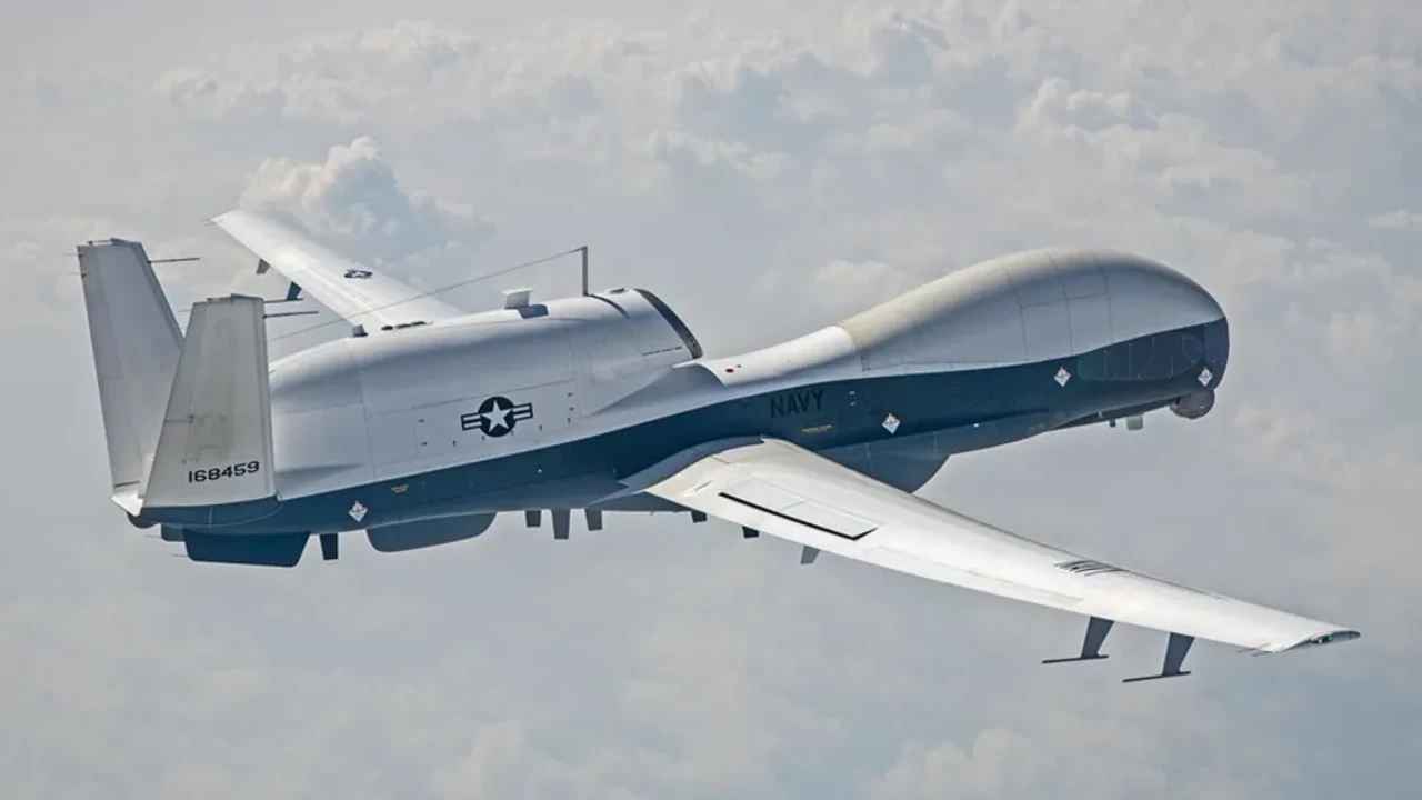 Les drones de la marine américaine surveillent le détroit d'Ormuz