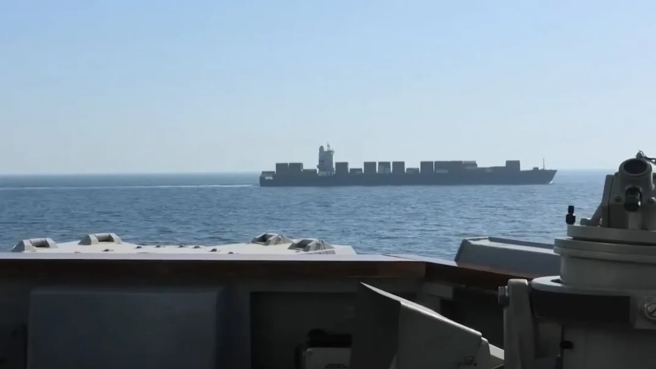 Les États-Unis disent que 27 navires ont été arrêtés depuis le début du blocus.