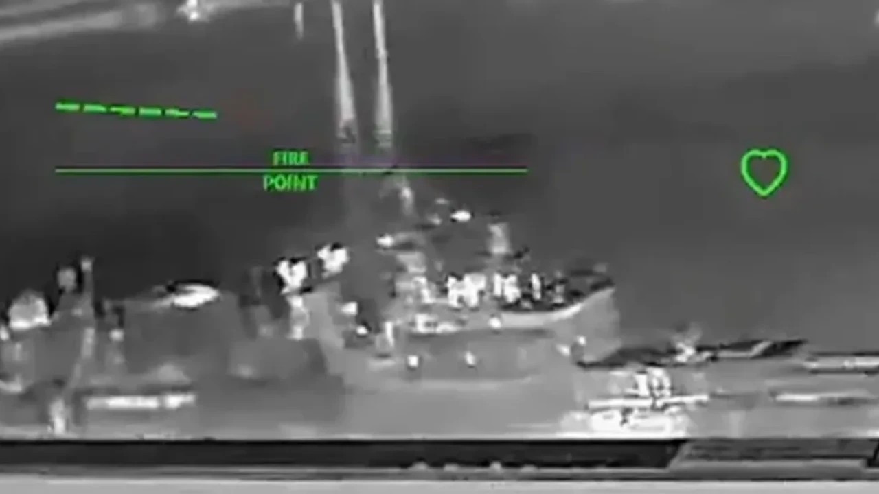 Les Ukrainiens utilisent des drones pour frapper une frégate russe en mer Noire