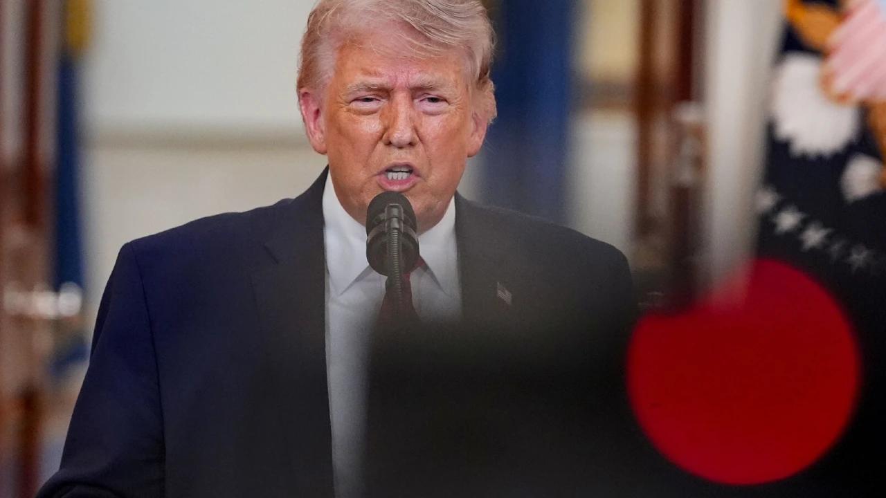 «Mardi s'ouvrent les portes de l'enfer». Trump: Nous attendons un accord pour ouvrir Ormuz