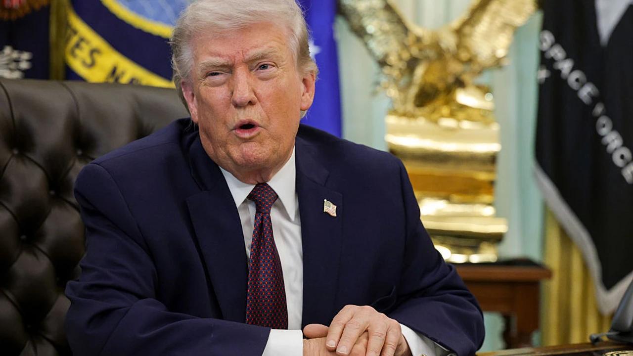 Trump: «On ramènera l'Iran à l'âge de pierre» ! Le pétrole monte, il «oublie» l'OTAN!