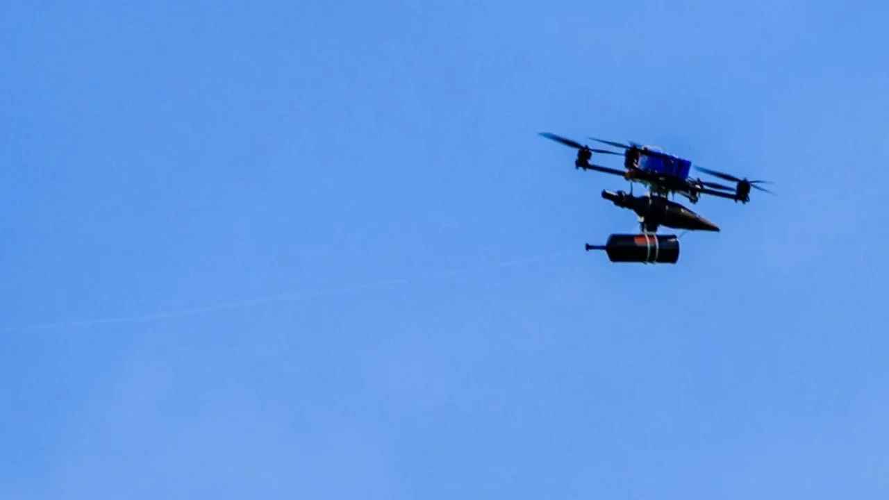 Iran adopte tactiques ukrainiennes; Hezbollah frappe Israël avec drones à fibre optique