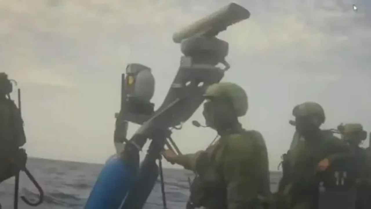 L'armée israélienne attaque la flottille humanitaire en route vers Gaza