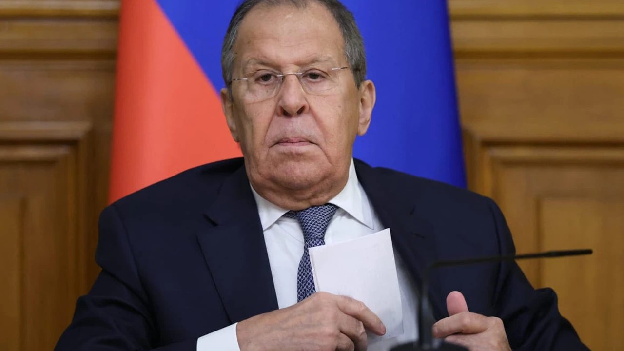 Lavrov avertit Rubio : faites retirer les Américains de Kiev !