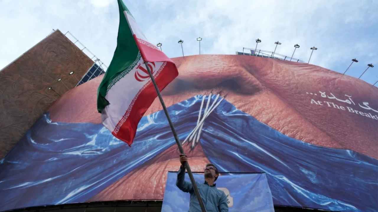 L'Iran répond à la proposition US: priorité à la fin du conflit et aux réparations