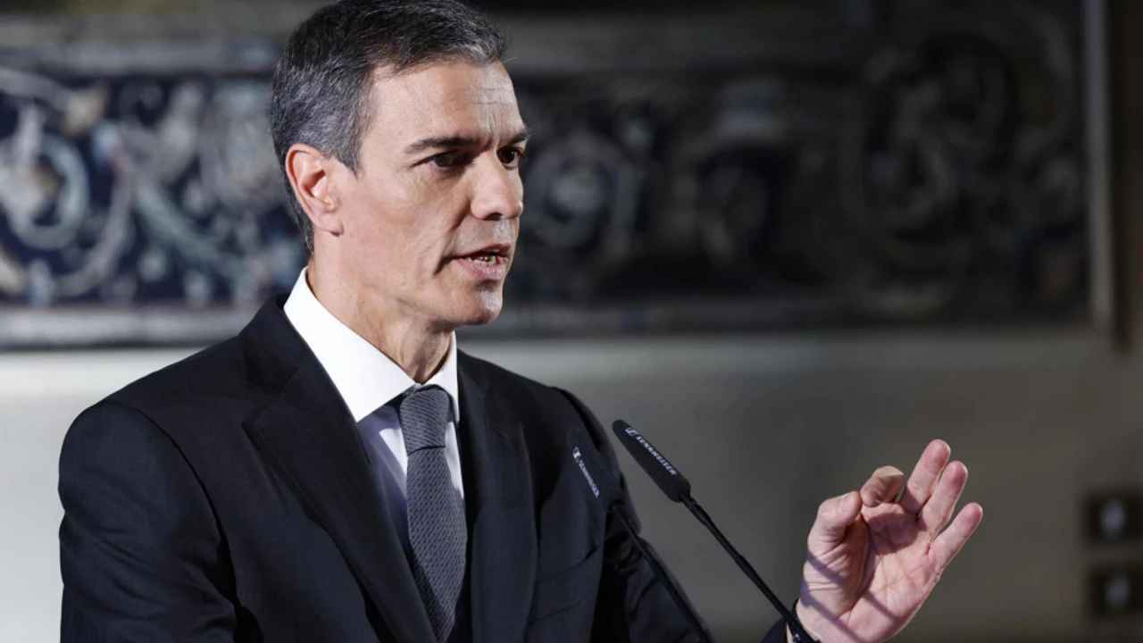 'Tremblent' les fondements politiques de Sánchez, le PM espagnol confronté à une crise
