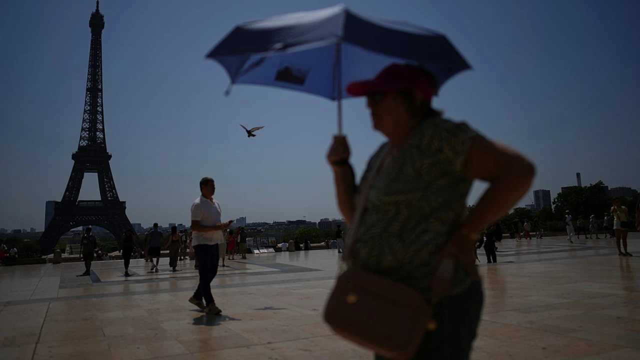 Après tempêtes, canicule: dizaines de morts en Europe; deux enfants morts dans une voiture