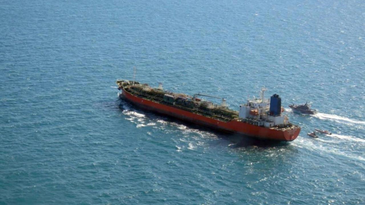 Détroit d'Ormuz : premières pétrolières partent, signe d'apaisement