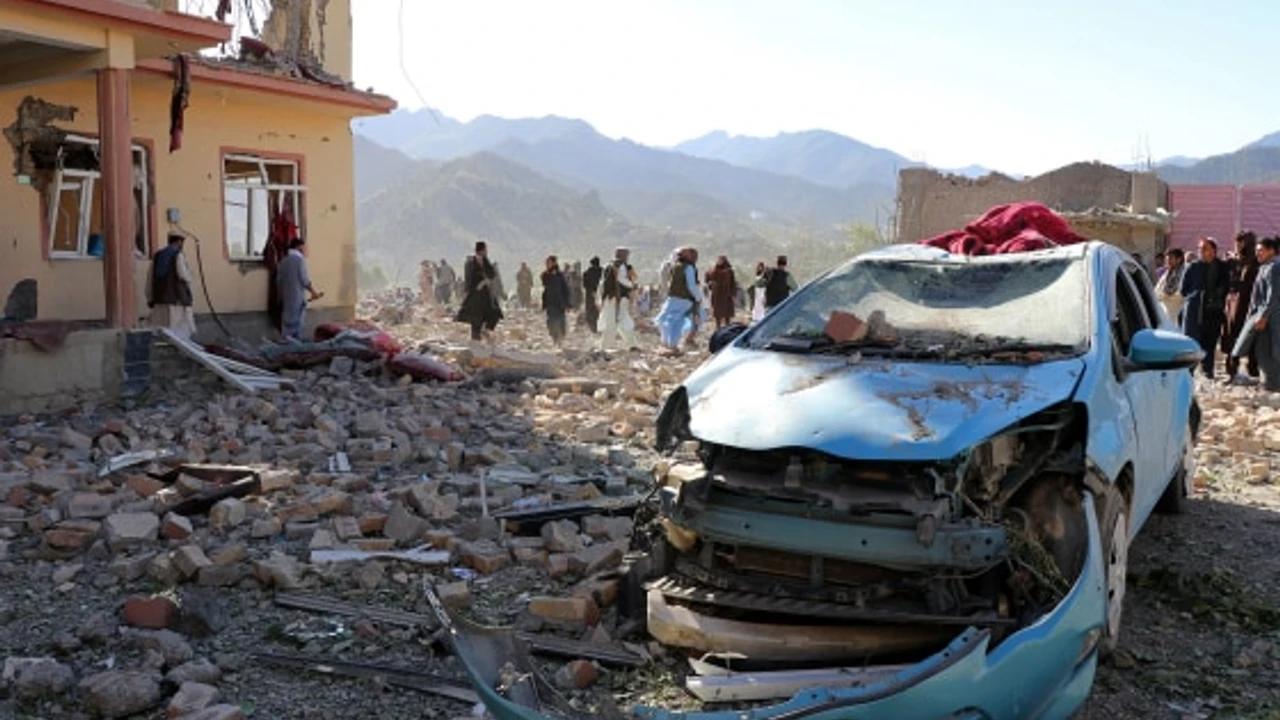 Le conflit Pakistan–Afghanistan s'intensifie. Des dizaines de morts après des frappes aériennes
