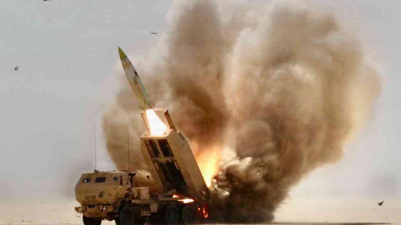 Les États-Unis bombardent l'Iran en représailles après tirs de drones