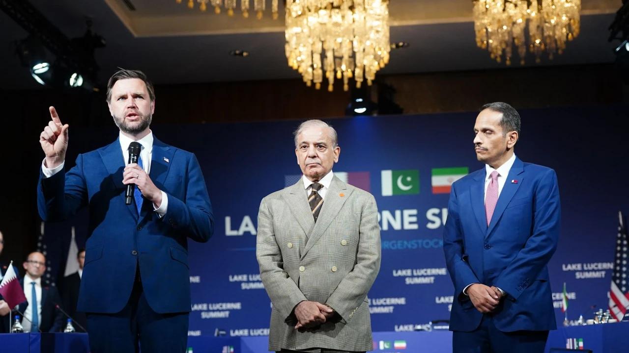 Pourparlers USA-Iran bloqués. Pakistan: interruption temporaire, pas suspension
