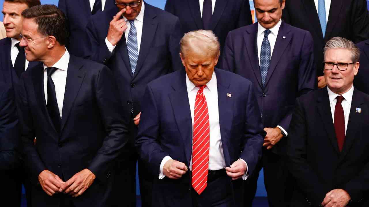 Trump prévient l'Europe : ils refusent, nous dépensons des trillions pour les protéger de la Russie
