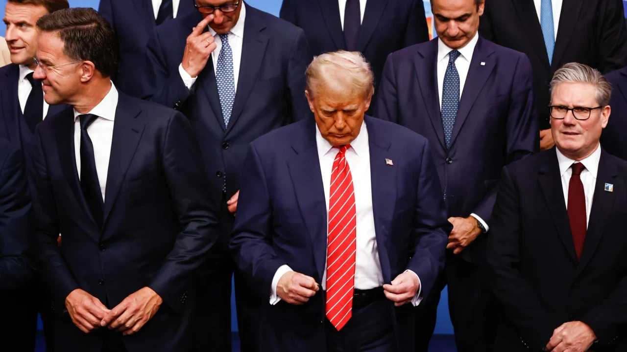 Trump prévient l'Europe : ils refusent, nous dépensons des trillions pour les protéger de la Russie
