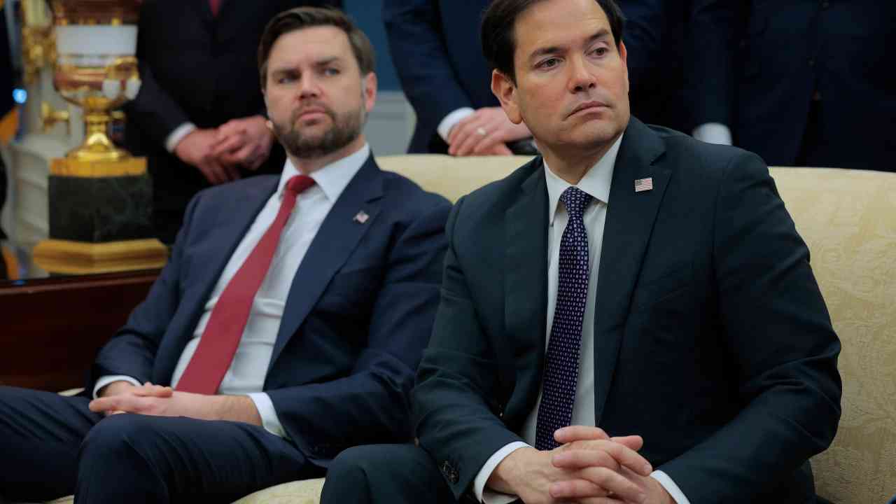 Vance et Rubio ne s'entendent pas : proches de Trump, positions divergentes sur Iran et Israël