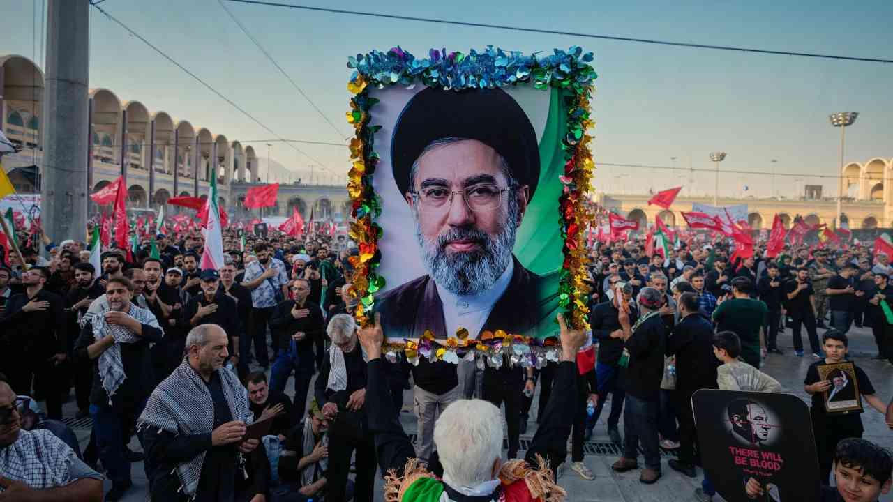 La Serbie contre USA-UE, assiste aux funérailles de Khamenei