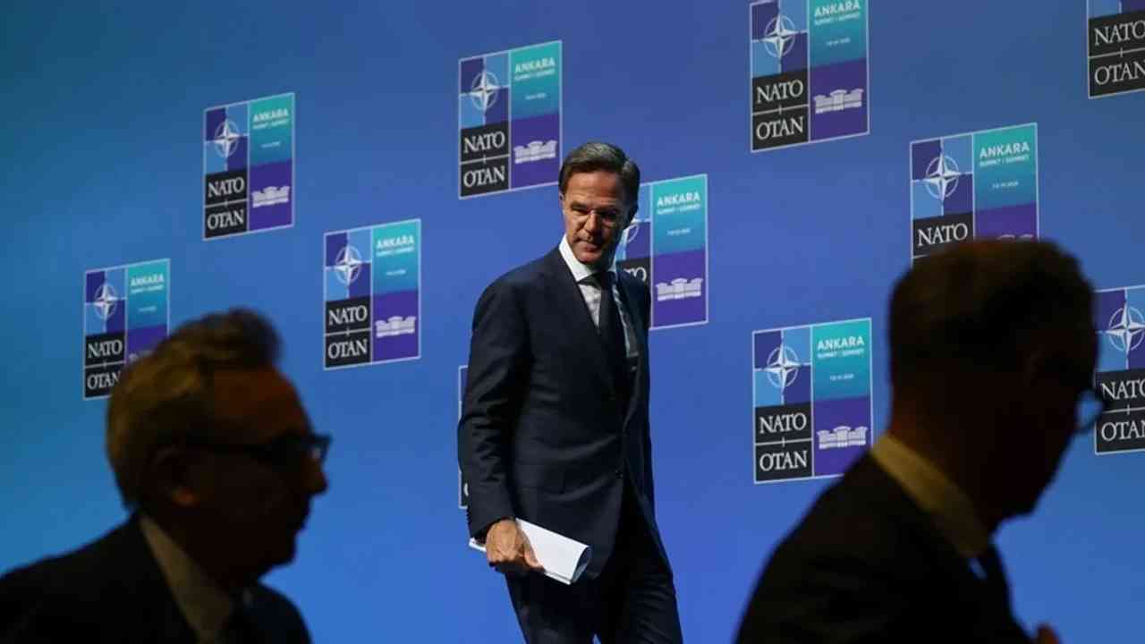 Rutte : l'Iran hors territoire de l'OTAN, les alliés agissent séparément avec les USA