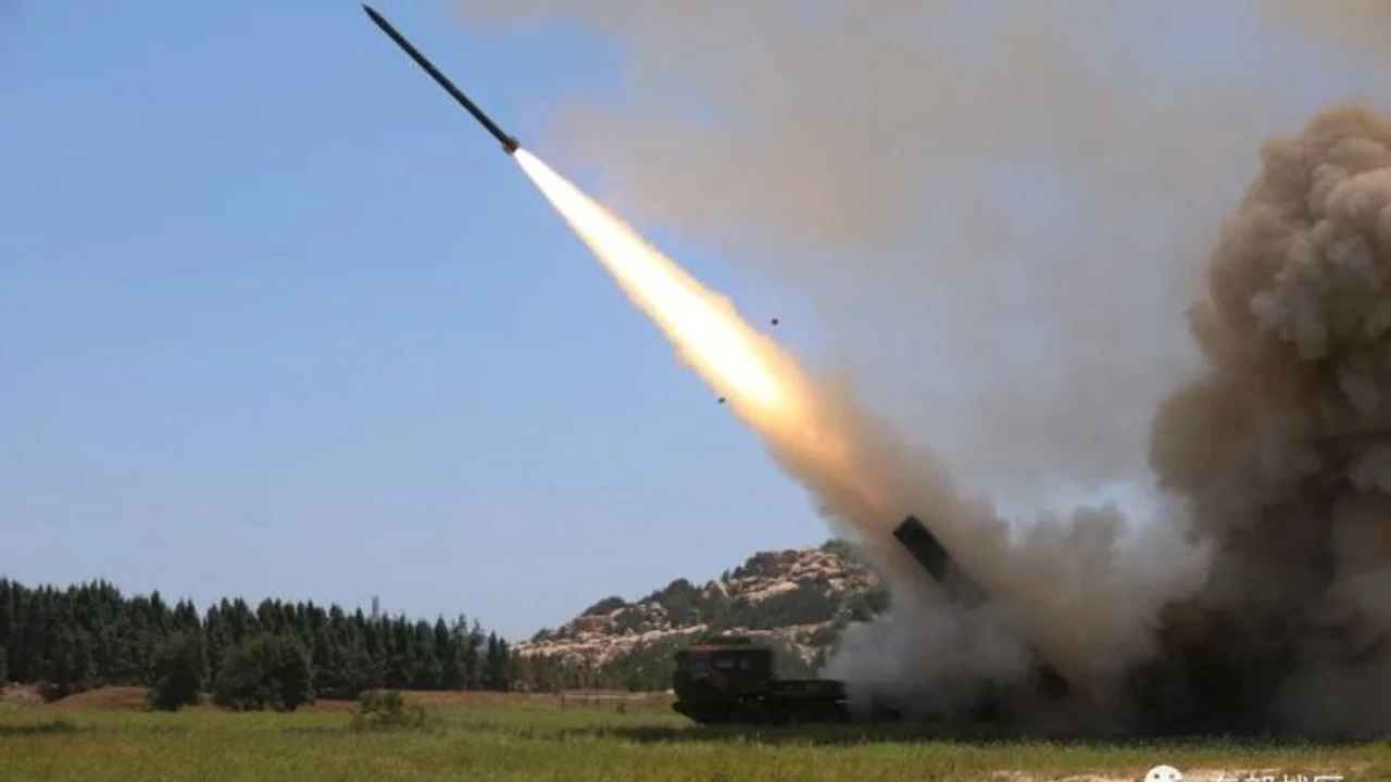 Voisins ‘stupéfaits’, la Chine effraie: essai de missile dans le Pacifique, sirènes d'alerte