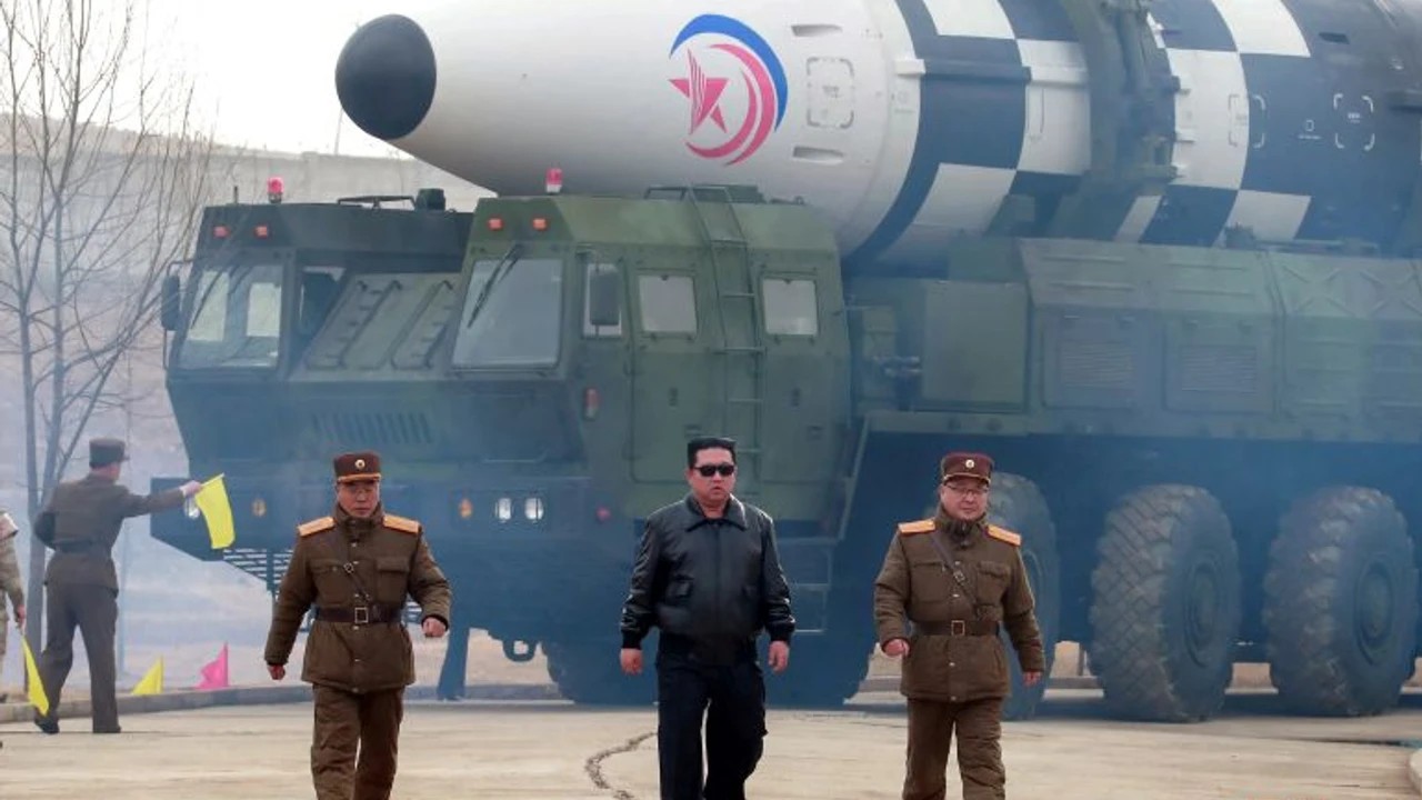 Kim Jong Un: 57 bombes nucléaires / Corée du Sud 'corrige' Trump: environ 120