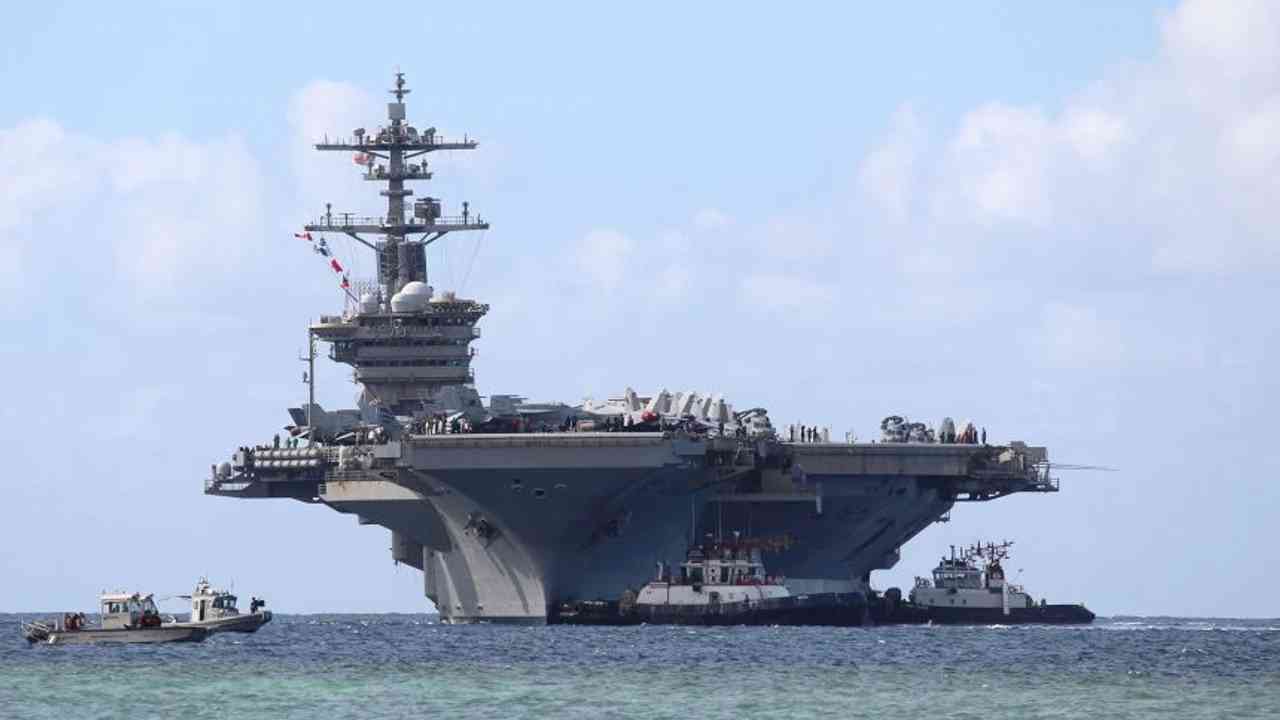 Les USA envoient un porte-avions au Moyen-Orient; inquiétudes pour l'équipage de l'Abraham Lincoln