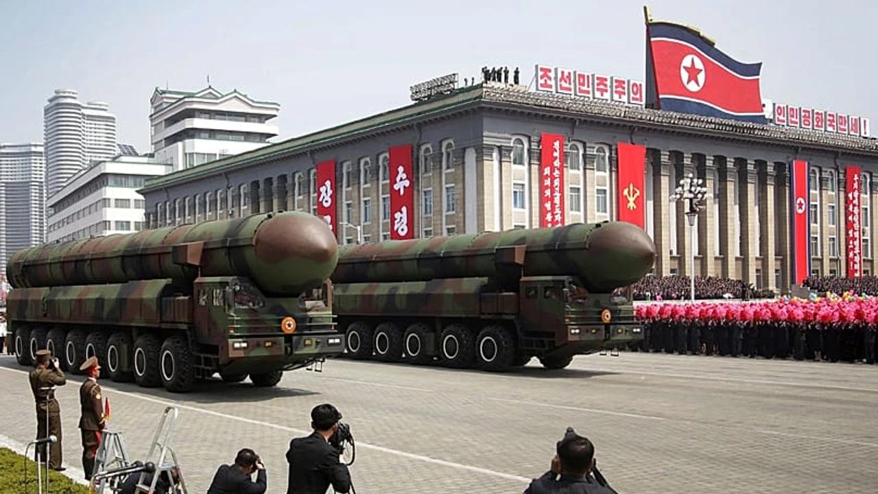 Trump n'a pas amadoué Kim Jong-un / Corée du Nord lance 10 missiles balistiques vers la mer