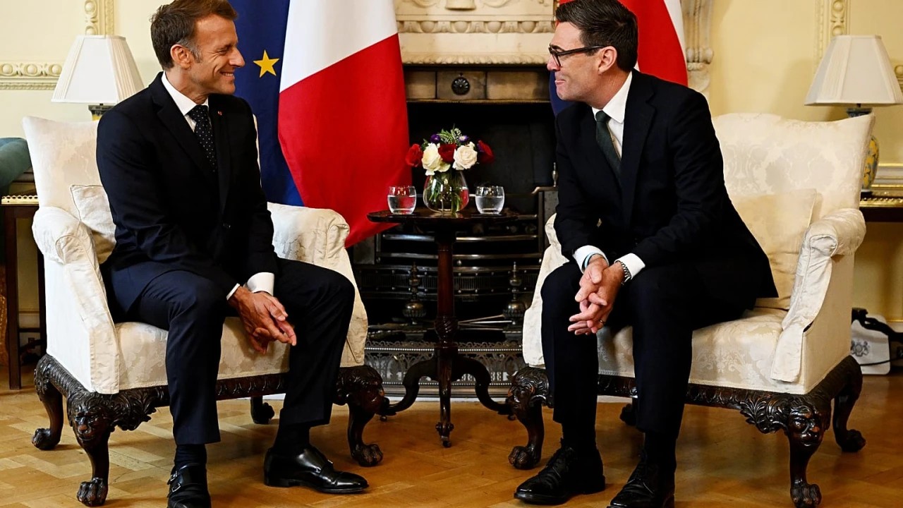 France et Angleterre renforcent les contrôles dans la Manche contre les migrants en canots