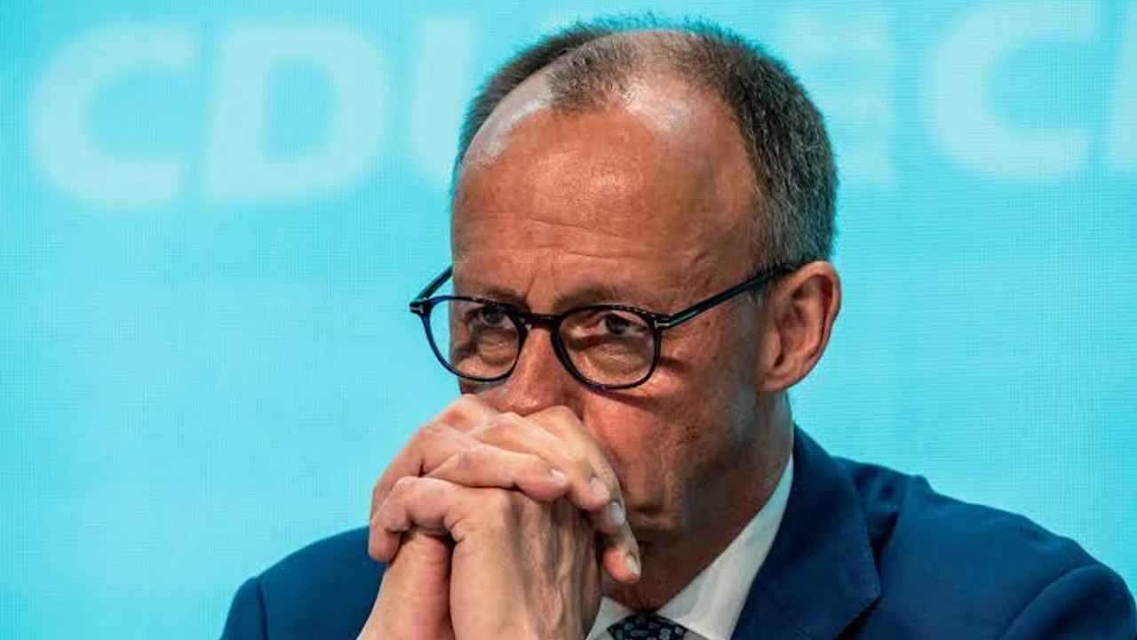 Séisme politique en Allemagne: l'AfD obtient jusqu'à 38% des voix, Merz : résultat catastrophique