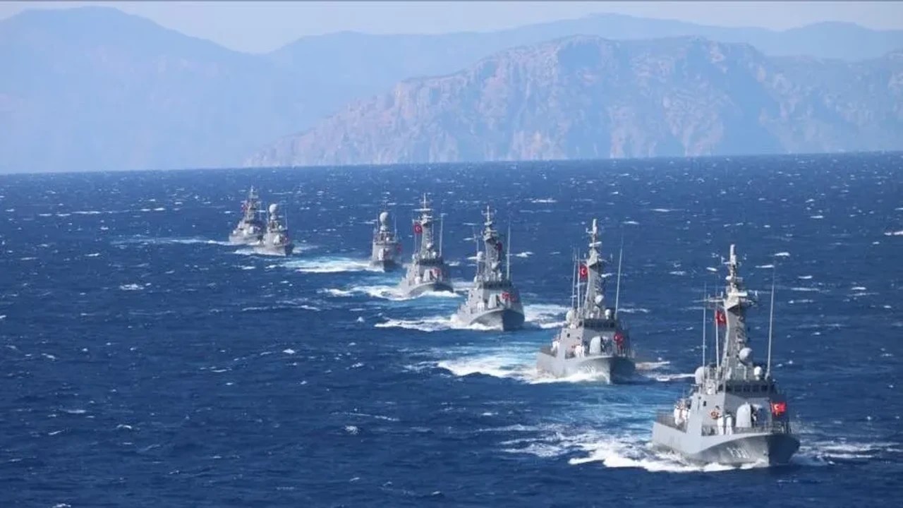 Attaques contre des navires : l'OTAN envoie avions et drones en mer Noire