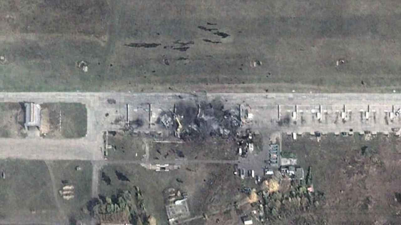 Détruit six bombardiers de Poutine / Ukraine, frappe en profondeur sur base aérienne russe