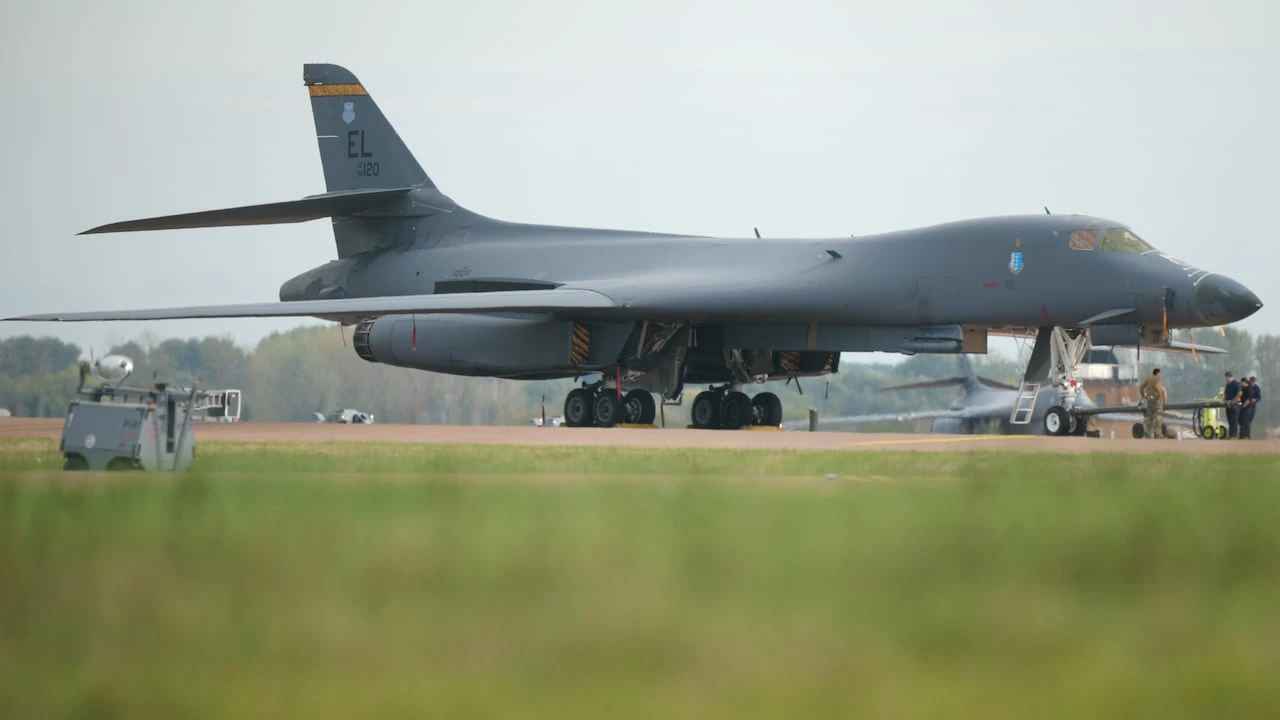 États-Unis retirent bombardiers de Grande-Bretagne / «Nouvelles menaces», B-1 quittent une base RAF