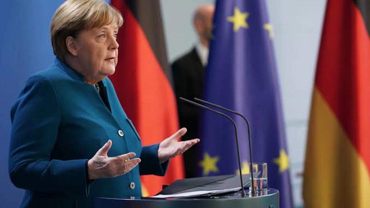 Les Allemands veulent Merkel, sondage : “Elle est plus compétente que Friedrich Merz”!
