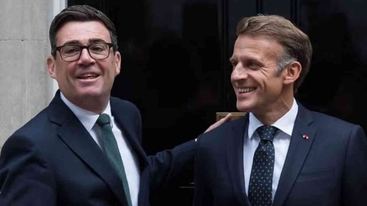 Macron : L'Angleterre reviendra dans l'UE / Président : Je salue les positions de Burnham