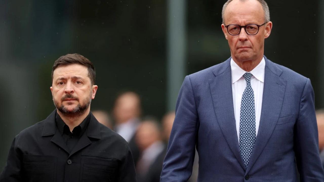 Poutine, missile sur le chancelier Merz / Un autre pont touché, sirènes d'alerte à Kiev