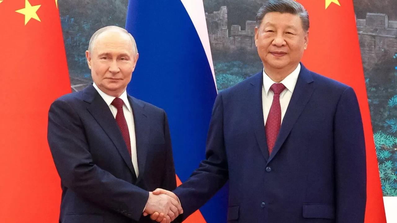 Réunion Putin-Trump-Xi Jinping / WSJ : pour discuter d'un accord sur l'Ukraine
