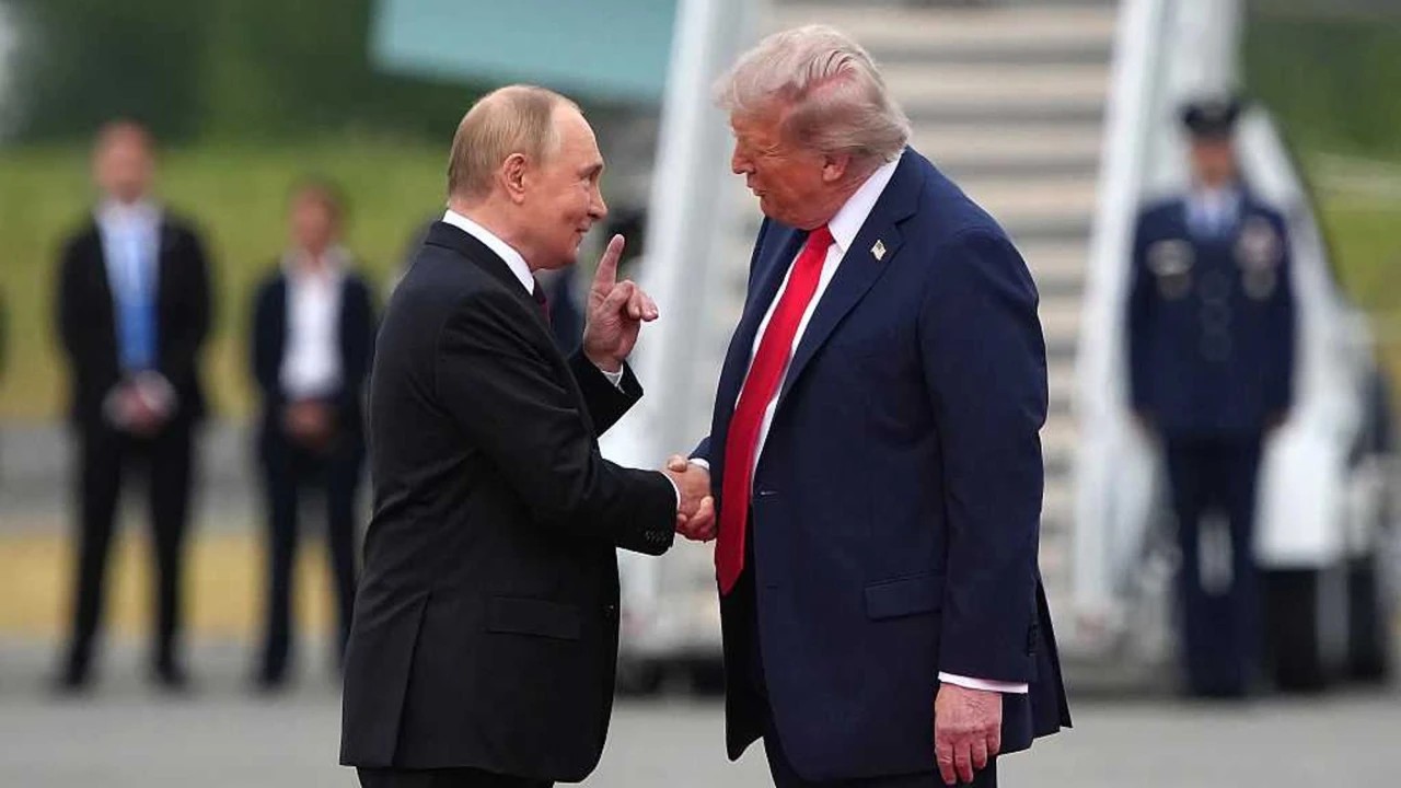 Trump : La paix est plus proche que jamais…!? Mais la Russie et l'Ukraine échangent des attaques