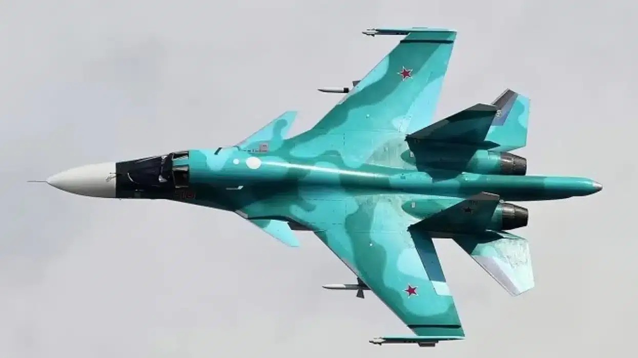 L'Ukraine abat un bombardier russe Su-34 qui tirait des roquettes sur Zaporijia