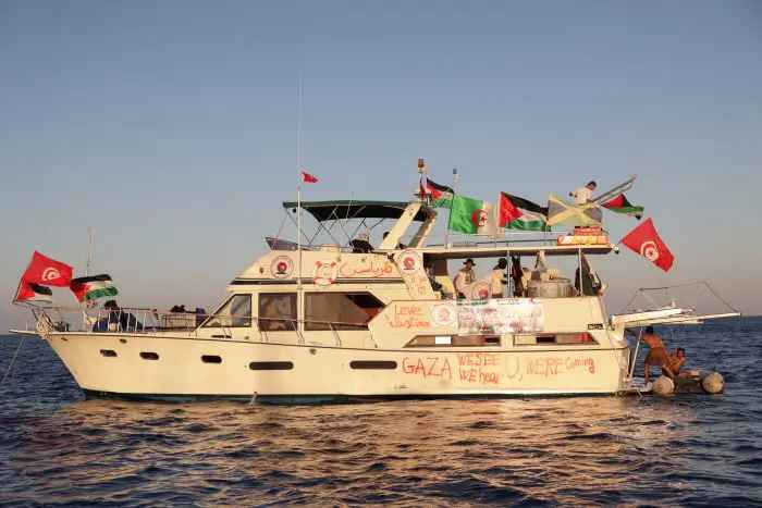 Sud d'Israël : port et plage, tandis qu'une flottille d'aide approche la bande de Gaza