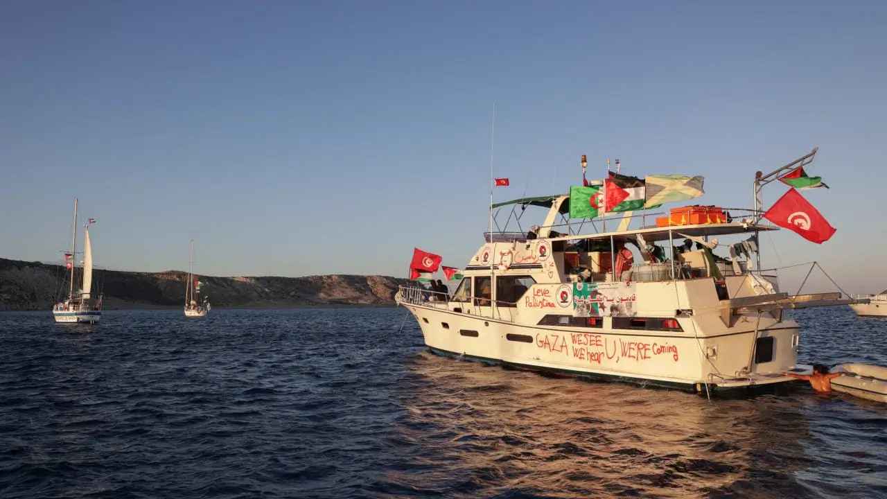 La flottille de Gaza entre en «zone de danger», Meloni: Interrompez d'urgence la mission!