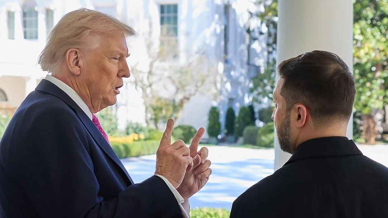 Trump nie avoir demandé à Zelensky de céder le Donbass, mais soutient le gel des lignes actuelles.