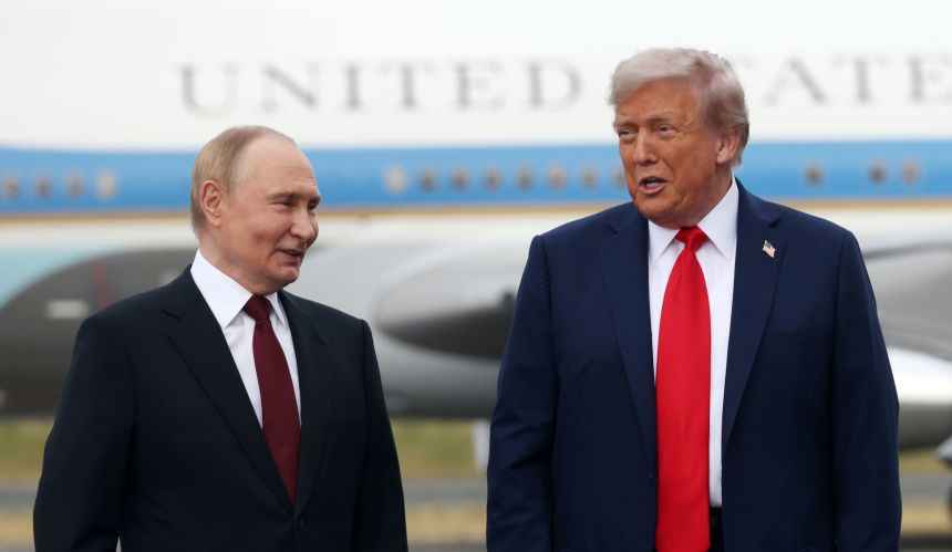La Pologne menace d'arrêter Poutine s'il survole son espace aérien
