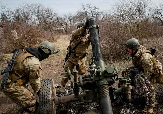 Russie et Ukraine poursuivent leurs opérations militaires