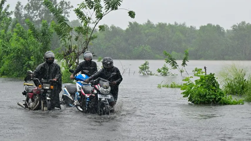 153 morts et des centaines portées disparues, la pire inondation de la décennie au Sri Lanka