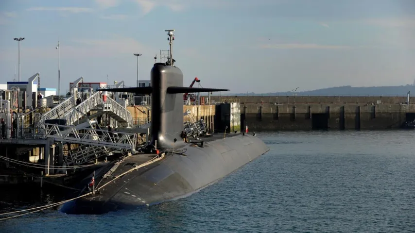 Gendarmerie sort les armes, drones «envahissent» une base nucléaire française