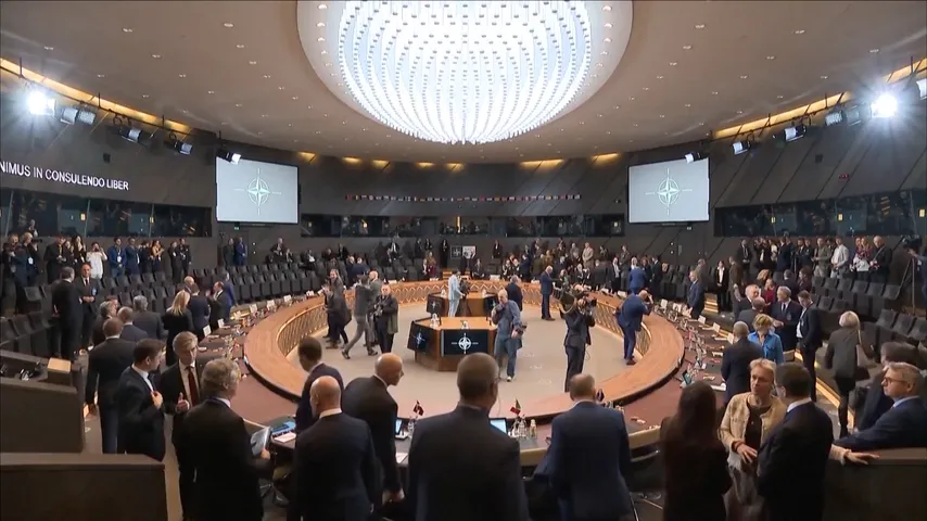 Rutte : l'approvisionnement en armes pour l'Ukraine ne s'arrêtera pas